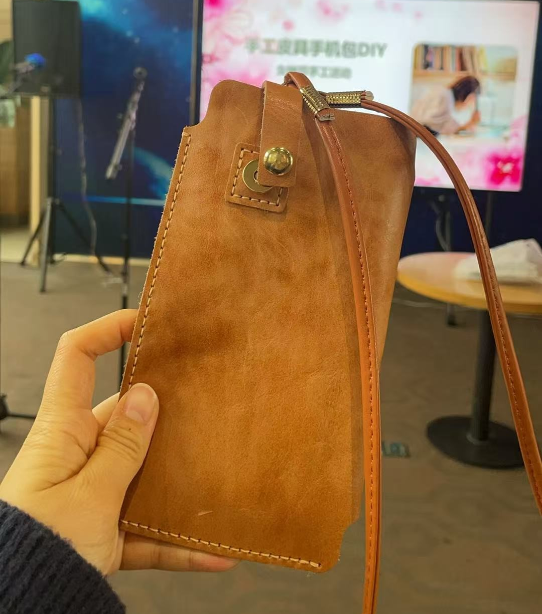 36966984283cut_img.png 36966984283cut_img.png